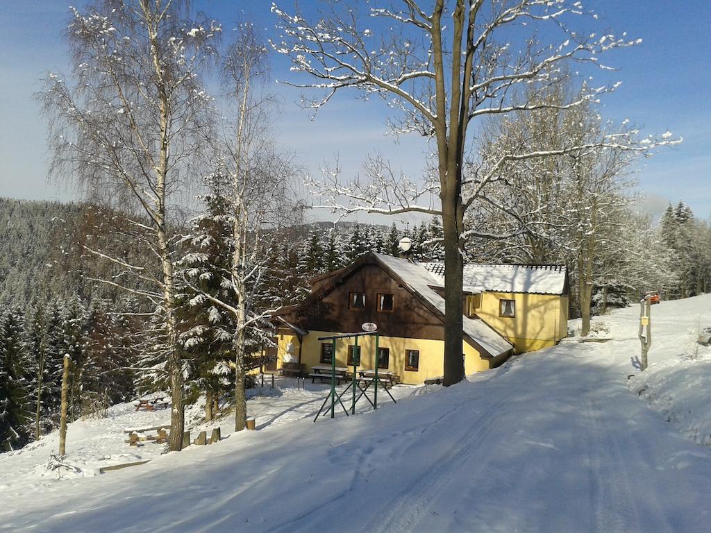 Chata Jawa Hotel Strážné Esterno foto