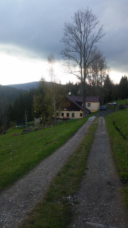 Chata Jawa Hotel Strážné Esterno foto